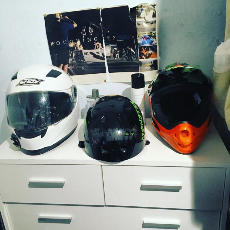 When safety is life #mtb #mountainbike #mountainbiking #bmx #bmxlife #motorcycle #motorbike #helmet