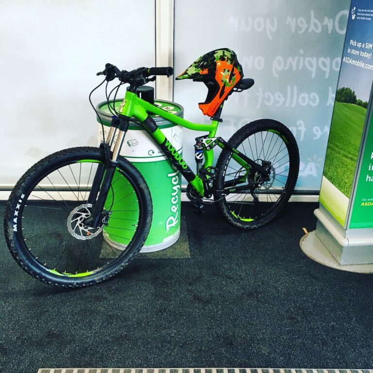 En route to work #mtb #mountainbike #mountainbiking #zobop