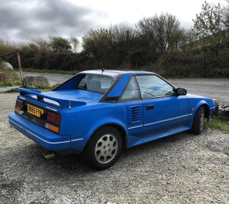 Saw this at half moon bay today very nice #aw11 #mr2 #cars