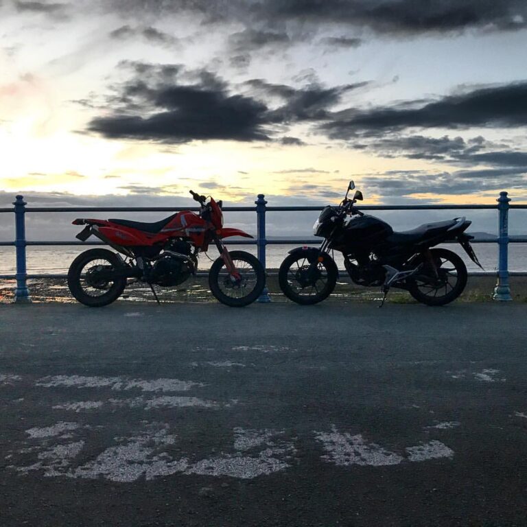 Another #instabanger from last night on the #rideout with @kielaughs_ on the #cb125f and #pulseadren…
