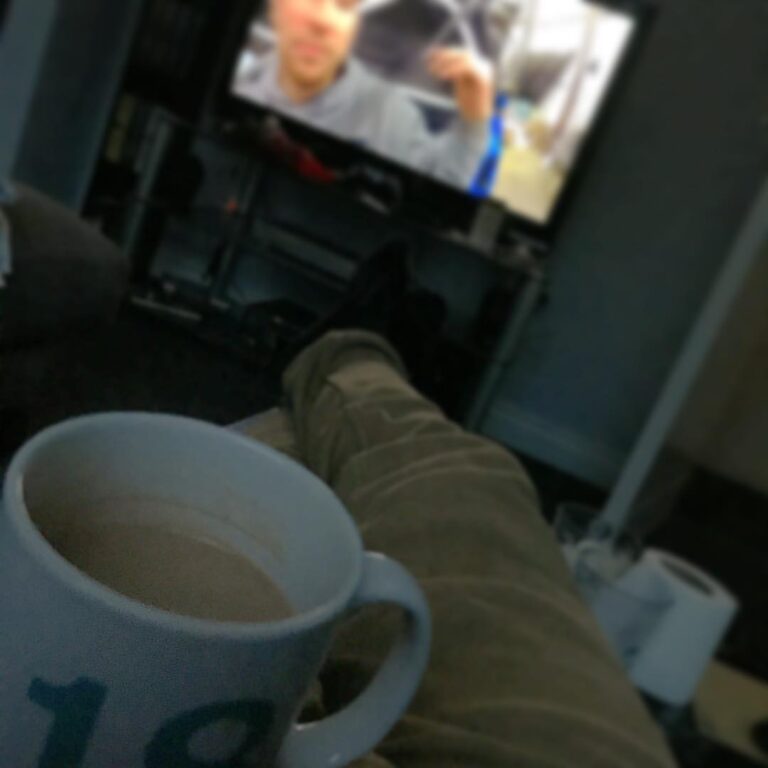 #relaxing watching @mattfield777 #fieldprep