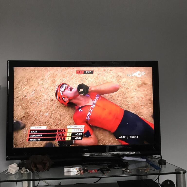 Amazing finish for @samuelgaze in this years first #uciworldcup race #mtb #xc