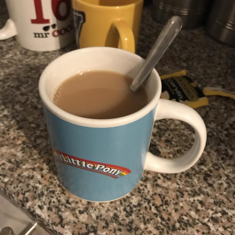Someone remind to start taking sleeping pills again thanks #bedtimebrew #cupoftea #bedtime