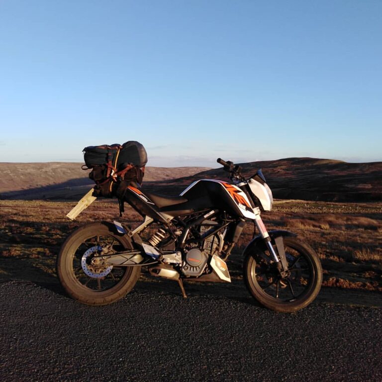 Absolutely amazing view through the dales and great roads too. #bike #motorcycle #ride #ktm #duke #1…