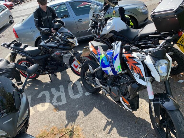 Me and @ryan_swaine in Keswick today #ktm #ktmduke #ride #lakedistrict #lexmoto #125