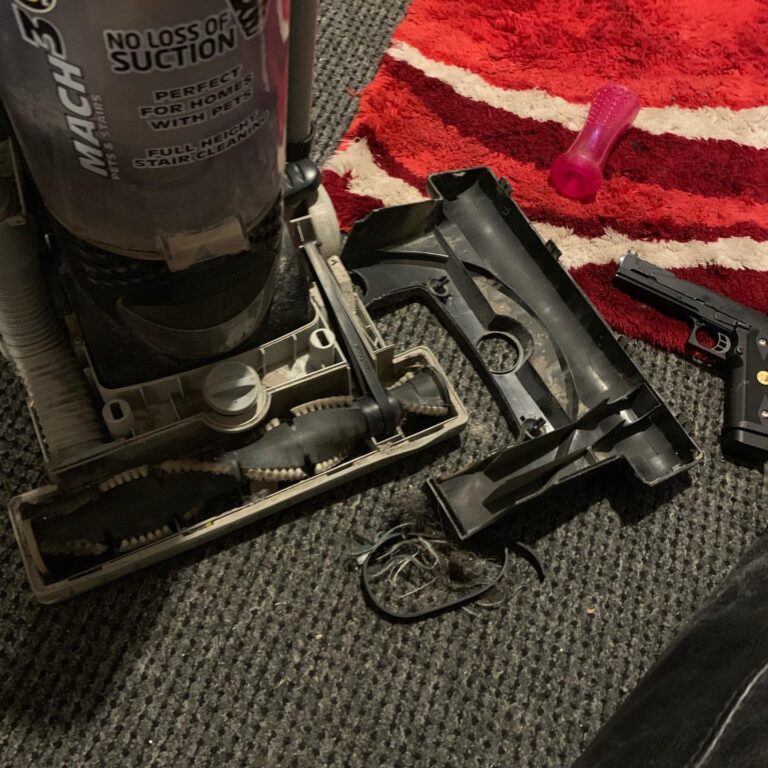 You know your an adult when you enjoy fixing your hoover #snappedbelt #cleaning #thelittlethings