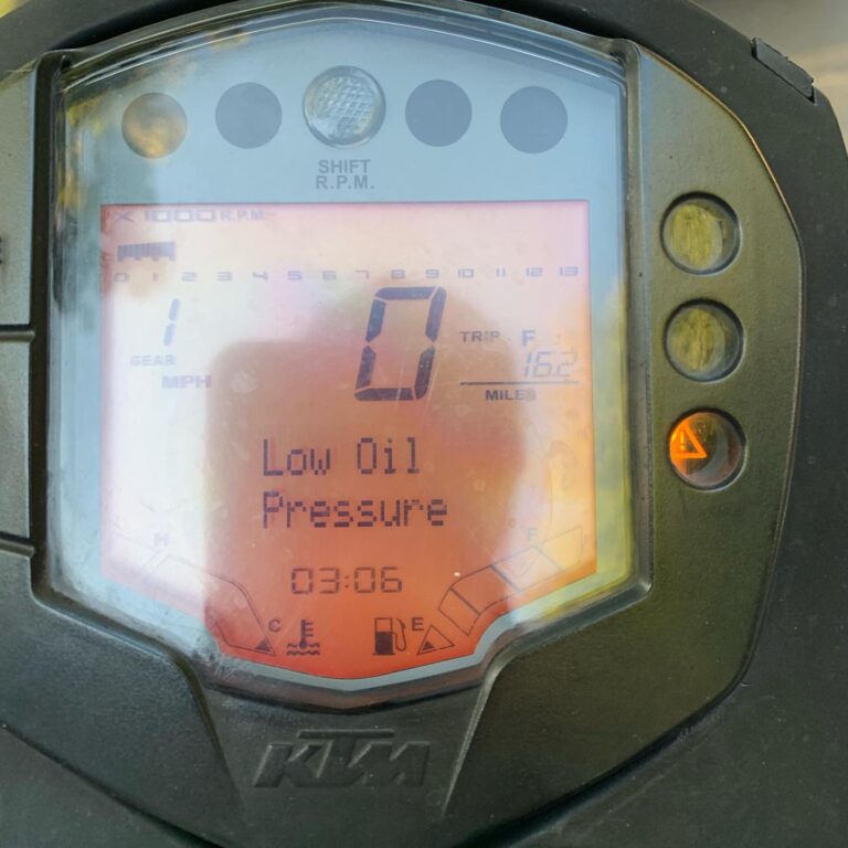 Looks like it's engine rebuild time! #ktm #ktmduke #125 #motorcycle #rip #f